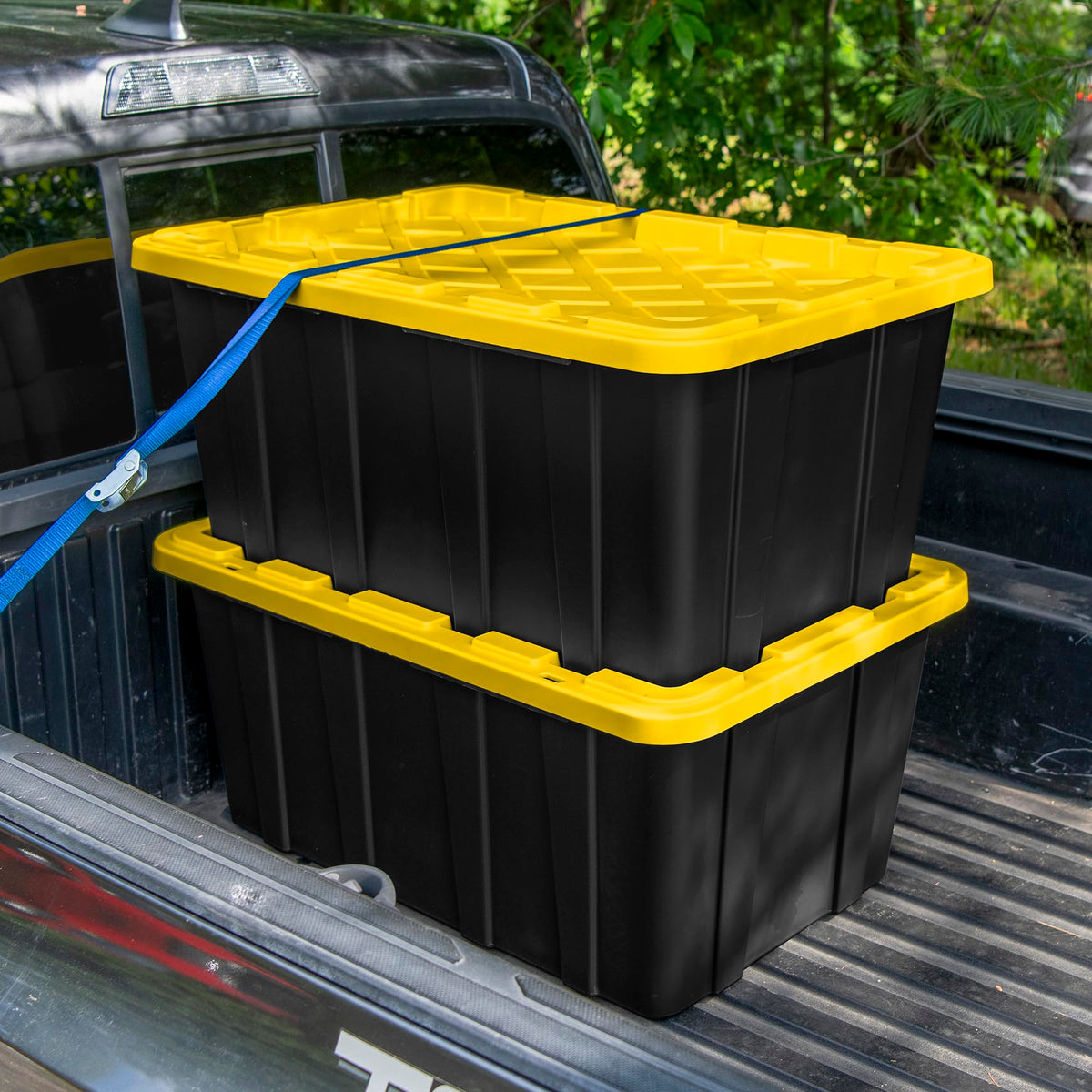 STERILITE 4-Pack Heavy-Duty Plastic Storage Bins with Lids