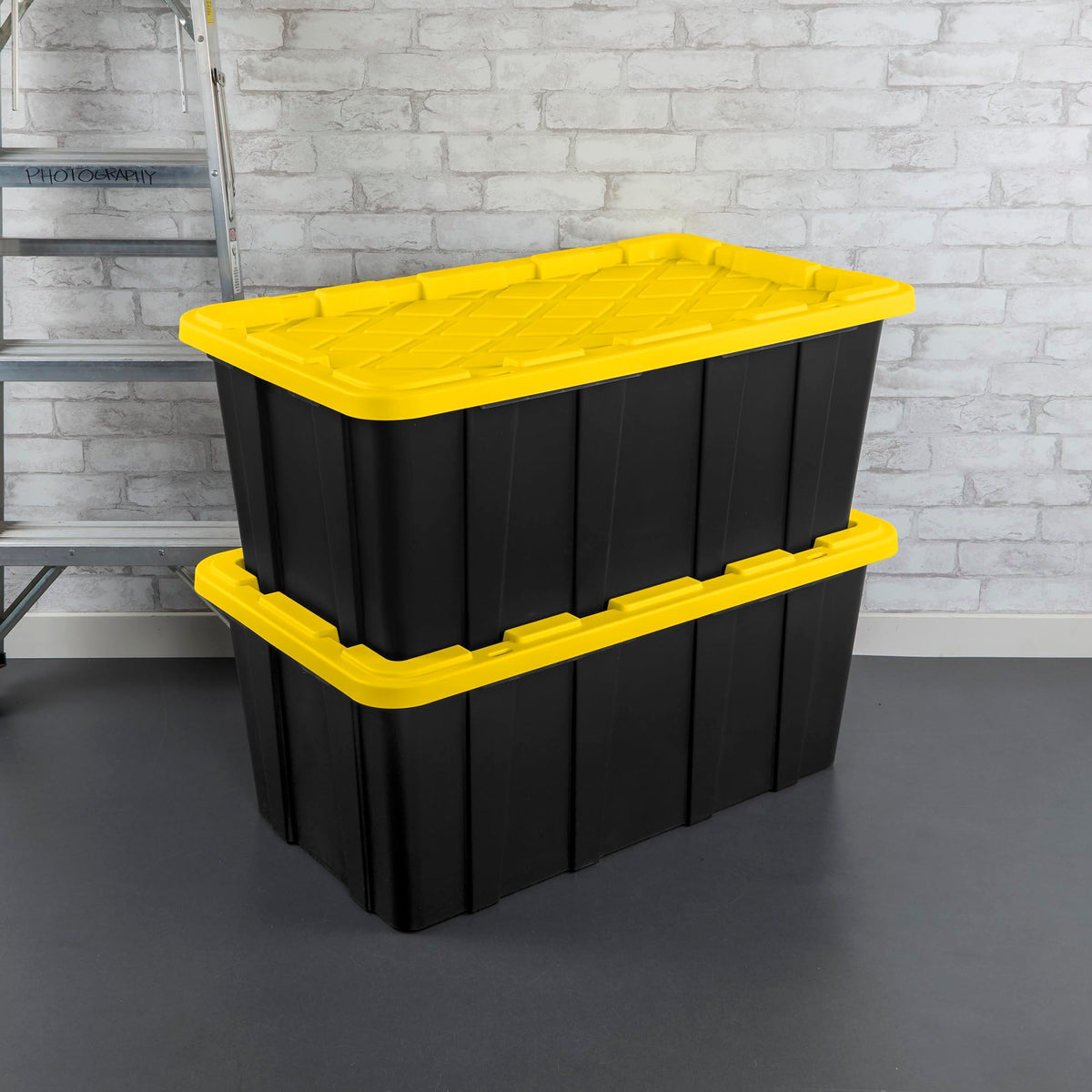 STERILITE 4-Pack Heavy-Duty Plastic Storage Bins with Lids